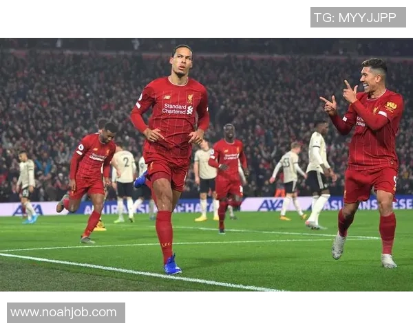 欧冠激战：利物浦大胜那不勒斯帽子戏法引发全场狂欢战术解析