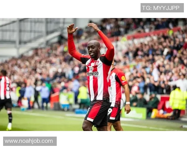 英超经典对决曼联逆转巴萨补时绝杀全场沸腾