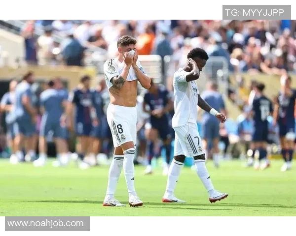 西甲激战：利物浦绝杀皇马神扑成关键瞬间引发全场狂欢