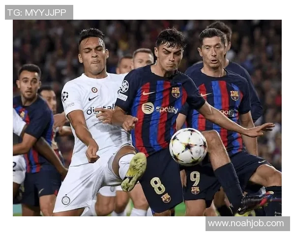 欧冠大战那不勒斯与巴萨激战成平局红牌事件引发全场热议