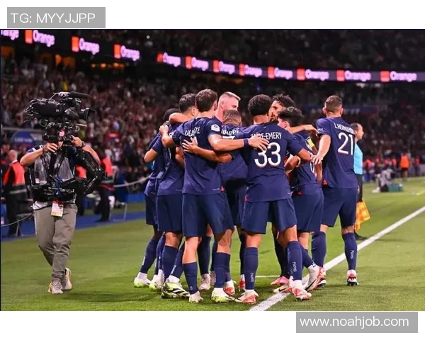 欧联杯巴黎圣日耳曼大胜本菲卡五球狂潮引发全场沸腾回顾十大精彩进球