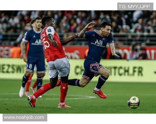 中超精彩对决巴黎圣日耳曼逆转曼联全场沸腾瞬间回顾与分析