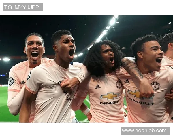 中超精彩对决巴黎圣日耳曼与曼联激战成平局帽子戏法瞬间点燃全场气氛