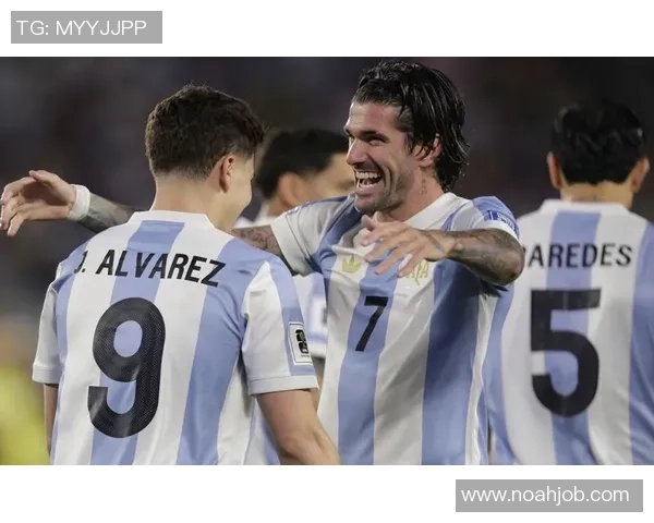 英超激情对决巴萨5-1大胜马竞帽子戏法点燃全场热情