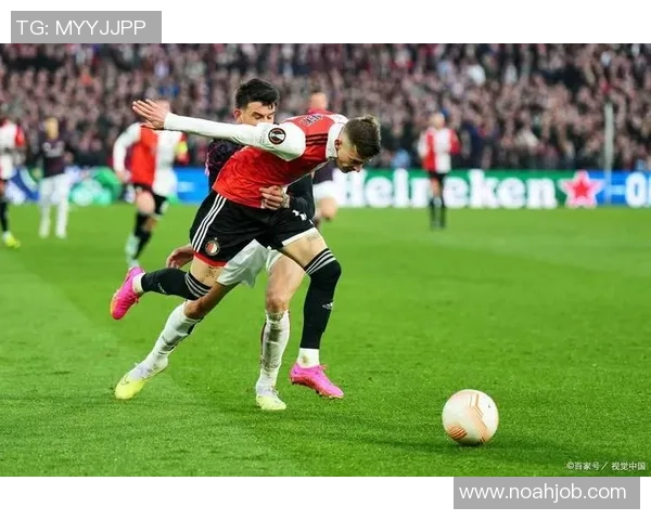 欧联杯精彩对决里昂与巴黎圣日耳曼战成平局补时进球引发全场狂欢