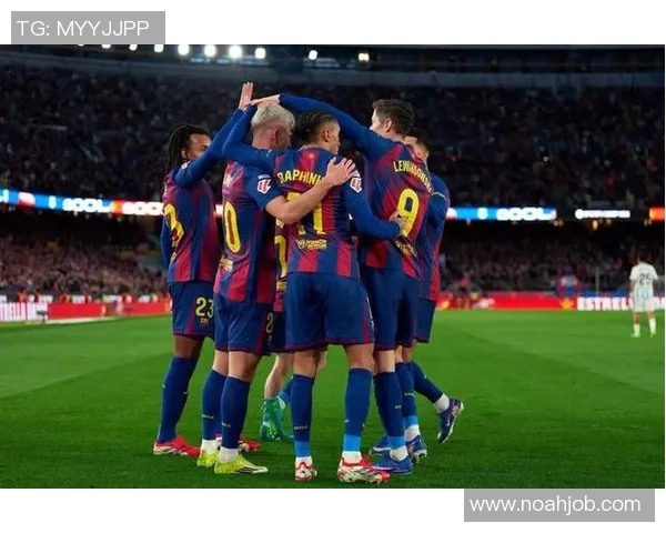 西甲焦点战巴萨与尤文图斯握手言和神奇扑救成比赛亮点分析